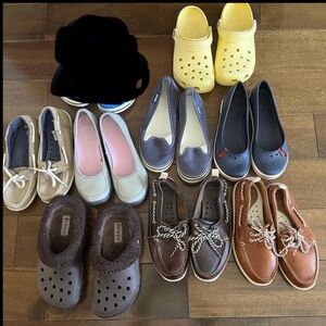8 pairs size 6 CROCS Women's Mules & Clogs - Blue, Yellow, Brown
